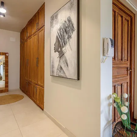 Cozy In With Wifi بيت للعطل