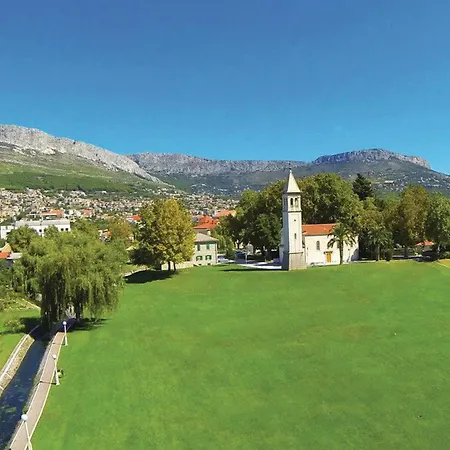 Cozy In With Wifi * Klis